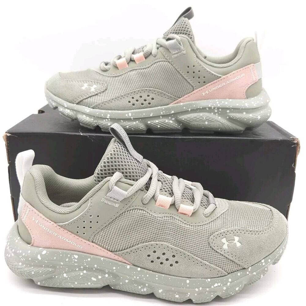 Under Armour Womens 5.5 Charged Verssert Speckle Green Pink Lace Up Shoe Running